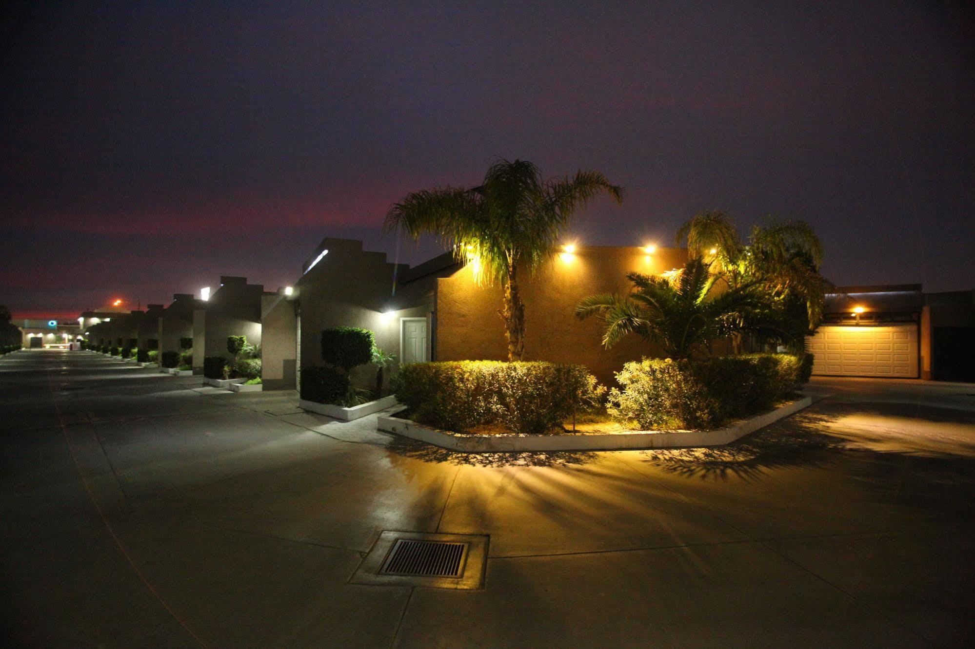 Motel Mediterraneo Mexicali Exteriör bild